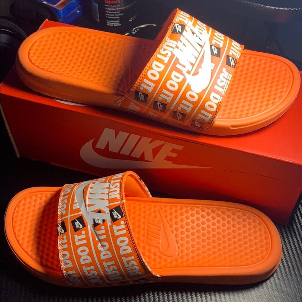 Nike slides